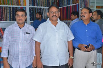 SS Rajamouli and Family Inaugurates Krishna Gari Battala Kottu